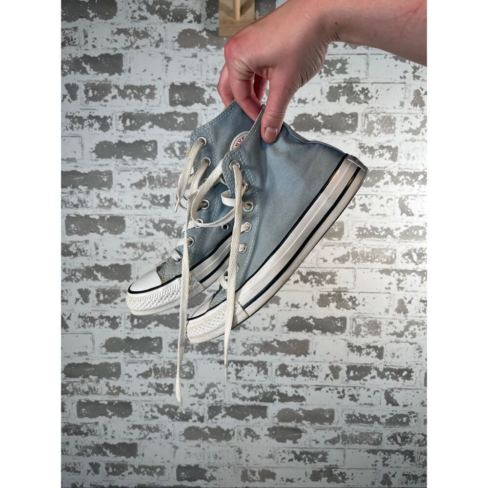 Converse | baby blue lace up high top sneakers w7.5 m5.5